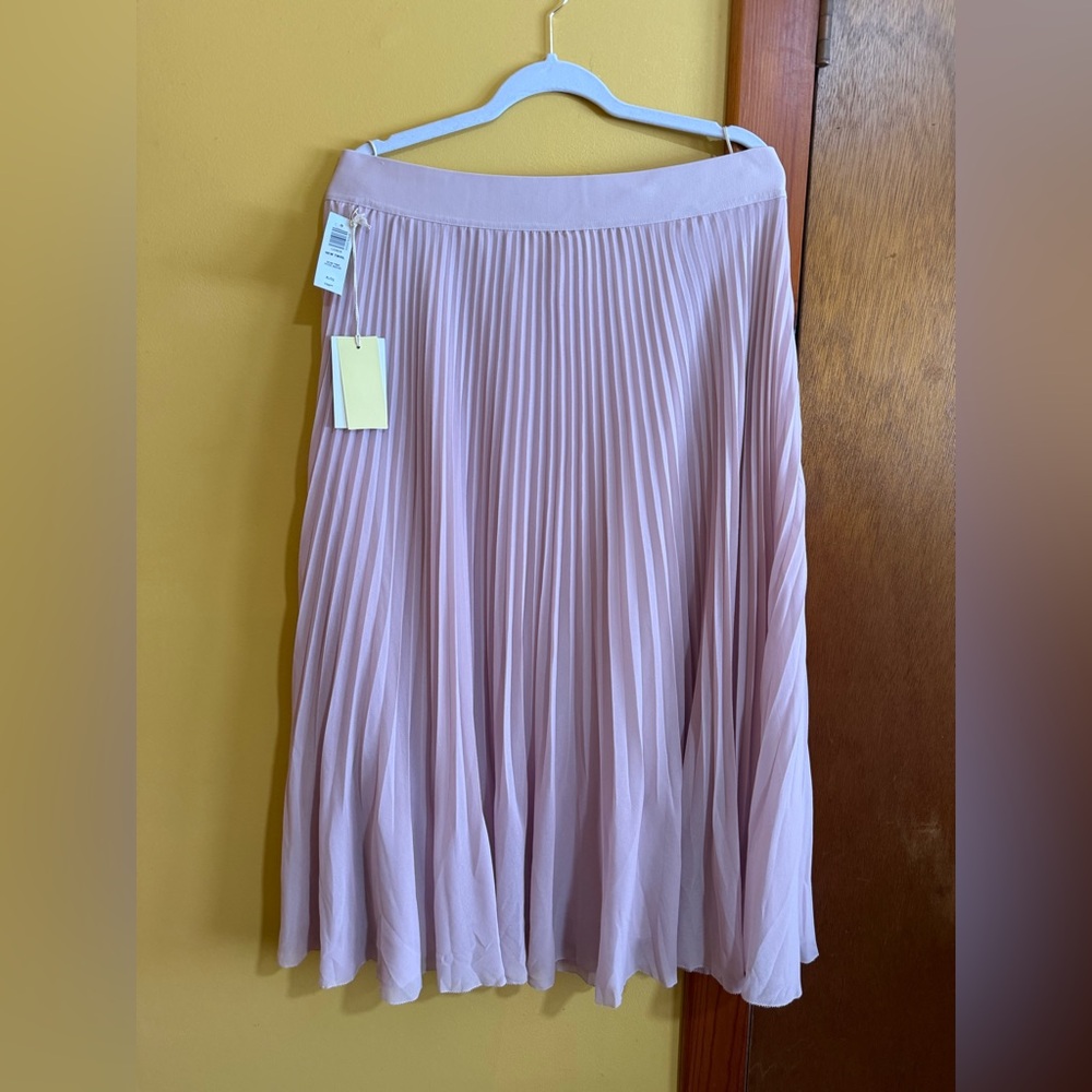 Aritzia twirl skirt